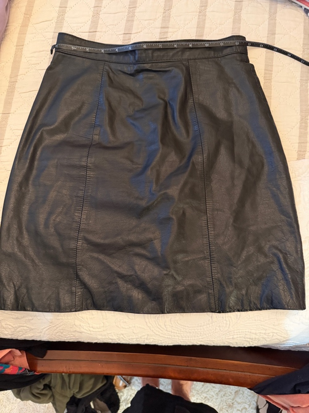 Classic Vintage Black Real Leather Skirt